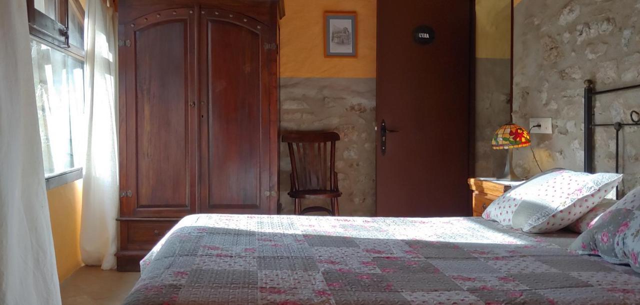 Can Pei Oix Bagian luar foto