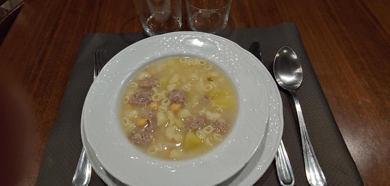 Can Pei Oix Bagian luar foto